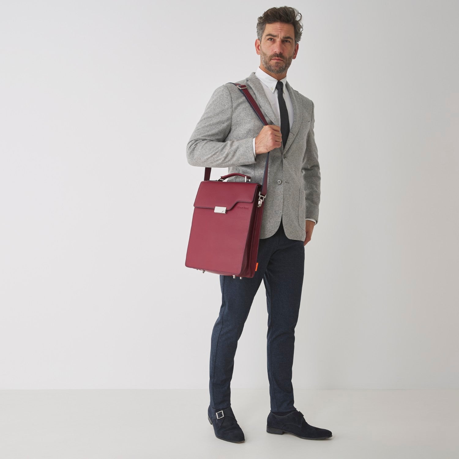 The Modern Backpack - Red