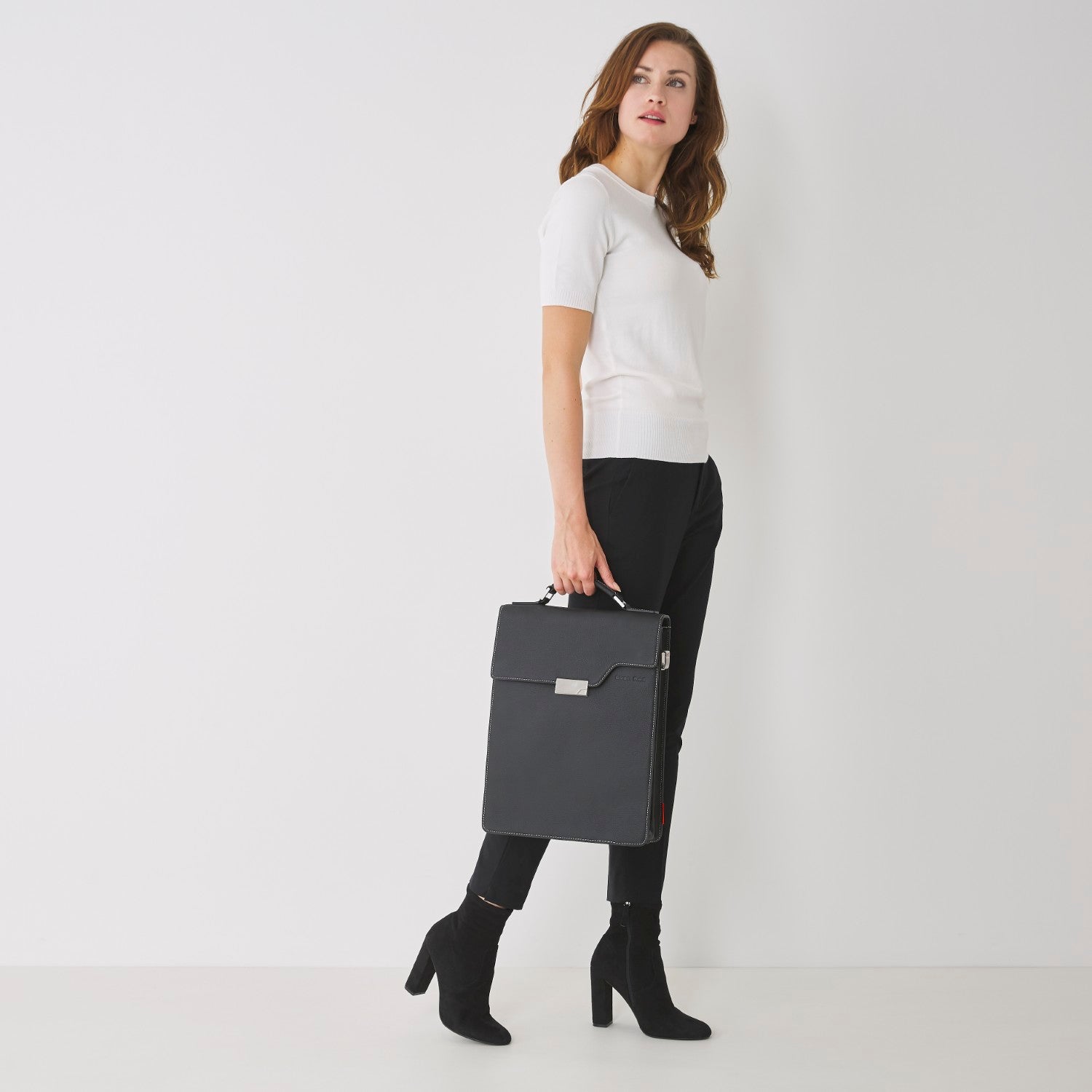 The Modern Backpack - Black