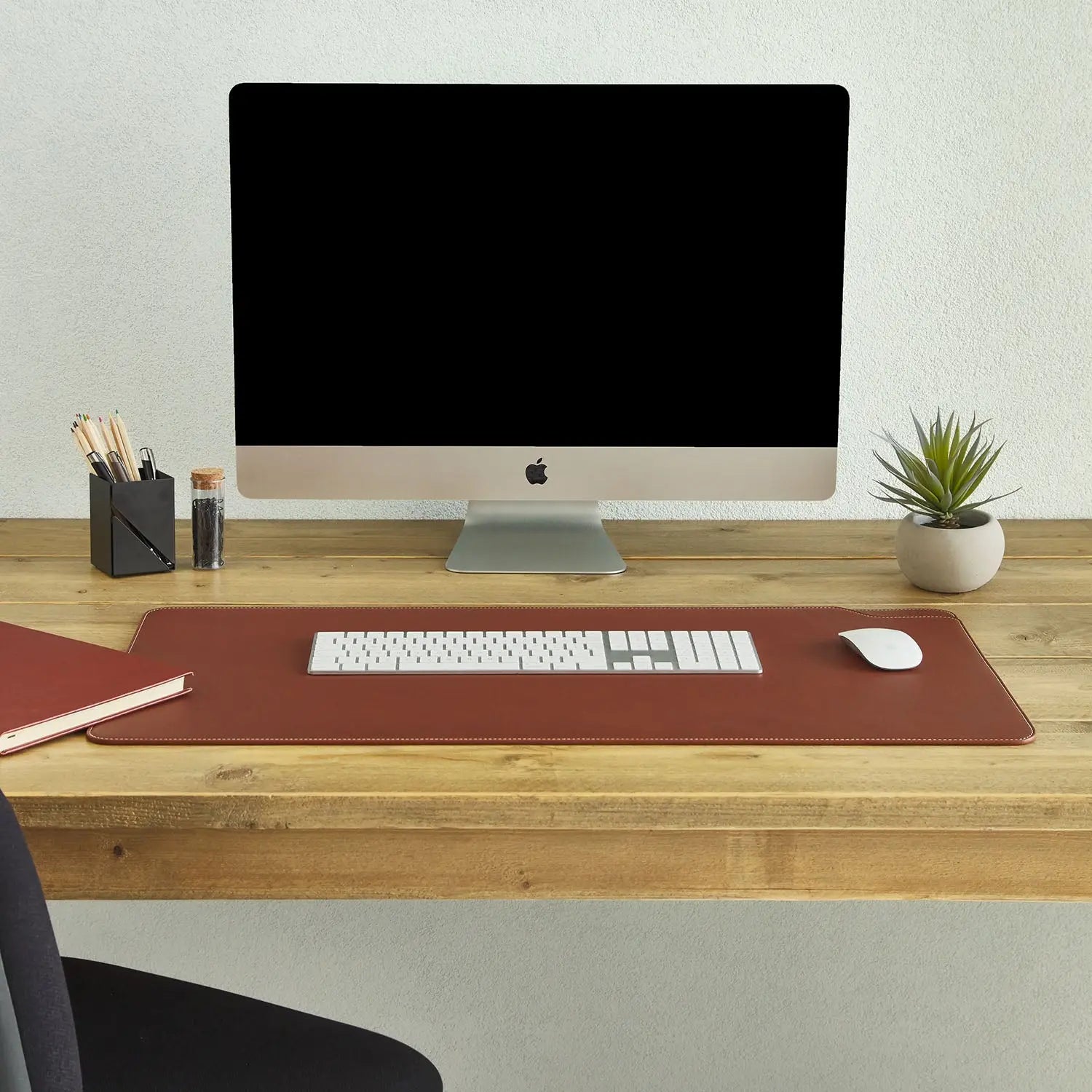 Brown Desk Mat Evan Red